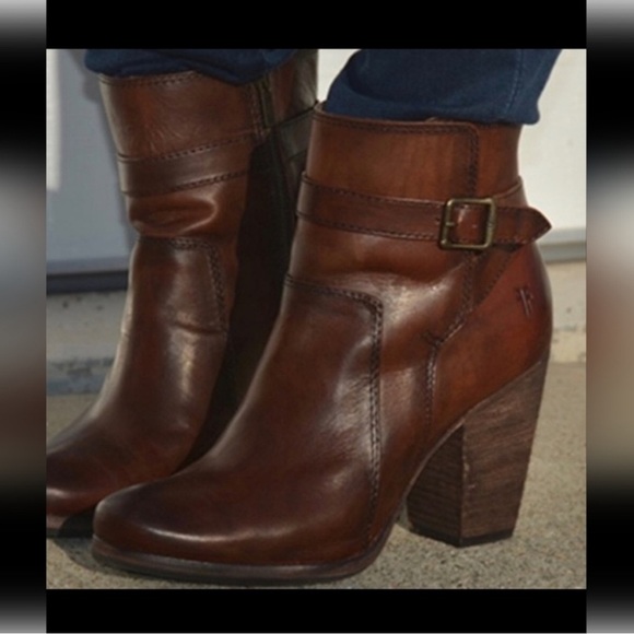 Frye Shoes - Frye Patty Riding Ankle Zip Booties Women’s Size 8
